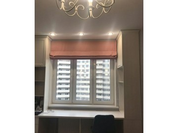 Римские шторы в комнате